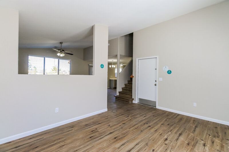 2,365/Mo, 1346 S Boulder St D Gilbert, AZ 85296 Family Room View 2