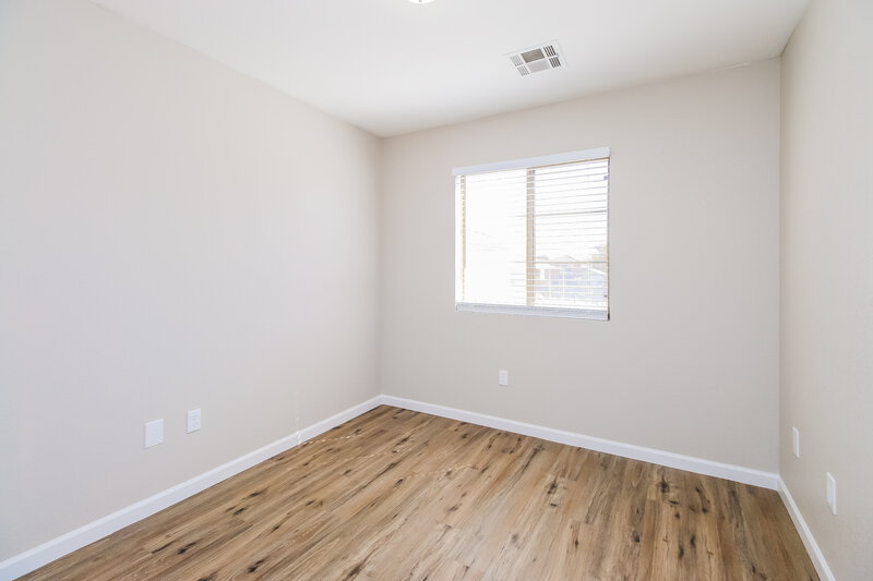 2,365/Mo, 1346 S Boulder St D Gilbert, AZ 85296 Bedroom View