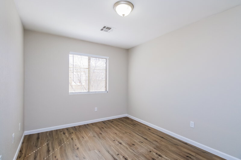 2,365/Mo, 1346 S Boulder St D Gilbert, AZ 85296 Bedroom View 2