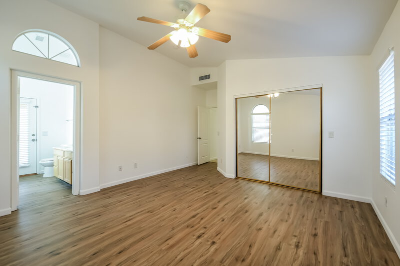 2,465/Mo, 9528 W Clara Ln Peoria, AZ 85382 Main Bedroom View