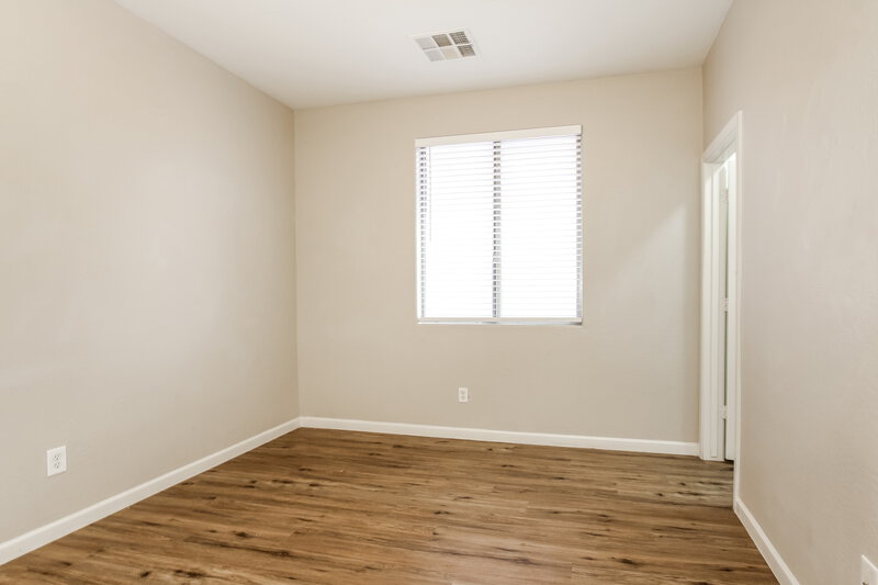 2,325/Mo, 11838 W Foothill Dr Sun City, AZ 85373 Bedroom View 2