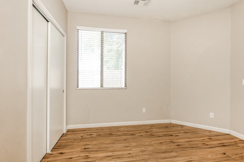 2,325/Mo, 11838 W Foothill Dr Sun City, AZ 85373 Bedroom View 4