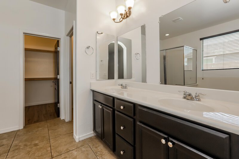 2,790/Mo, 22258 E Cherrywood CT Queen Creek, AZ 85142 Main Bathroom View