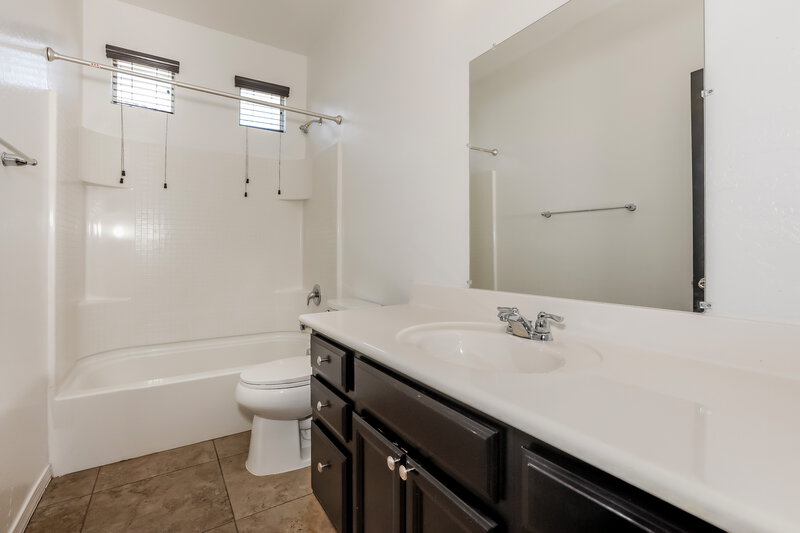 2,790/Mo, 22258 E Cherrywood CT Queen Creek, AZ 85142 Bathroom View