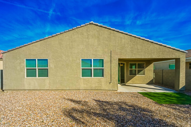 2,200/Mo, 4235 W Dayflower Dr San Tan Valley, AZ 85144 Rear View