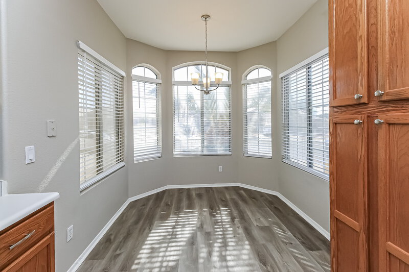 2,360/Mo, 6726 E Minton St Mesa, AZ 85215 Breakfast Nook View