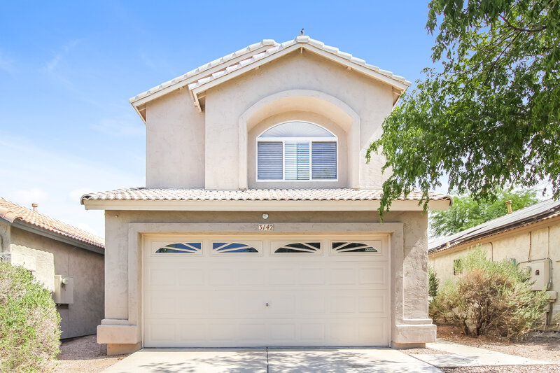 2,235/Mo, 3142 E Kristal Way Phoenix, AZ 85050 External View