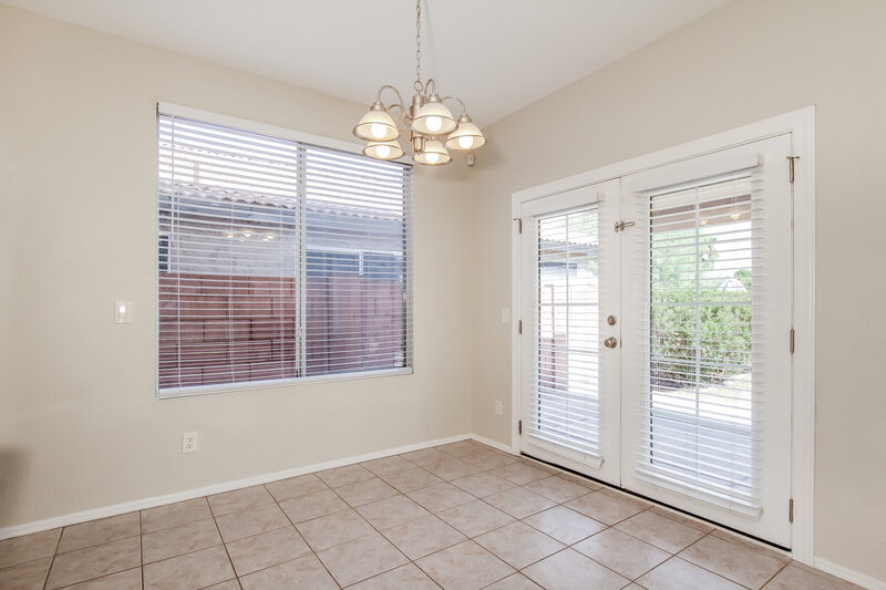 2,235/Mo, 3142 E Kristal Way Phoenix, AZ 85050 Dining Room View