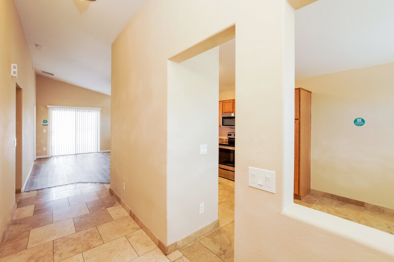 1,665/Mo, 25670 W St. Kateri Ct Buckeye, AZ 85326 Foyer View