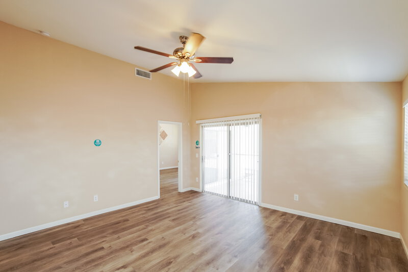 1,665/Mo, 25670 W St. Kateri Ct Buckeye, AZ 85326 Living Room View