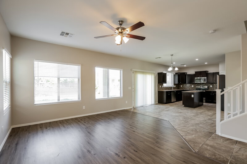 2,695/Mo, 3338 W Chambers St Phoenix, AZ 85041 Living Room View 3