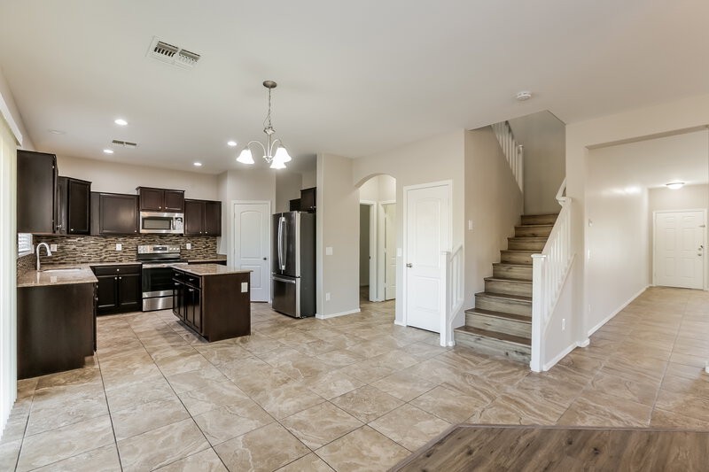 2,695/Mo, 3338 W Chambers St Phoenix, AZ 85041 Dining Room View