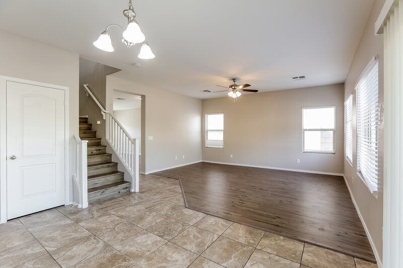 2,695/Mo, 3338 W Chambers St Phoenix, AZ 85041 Dining Room View 2