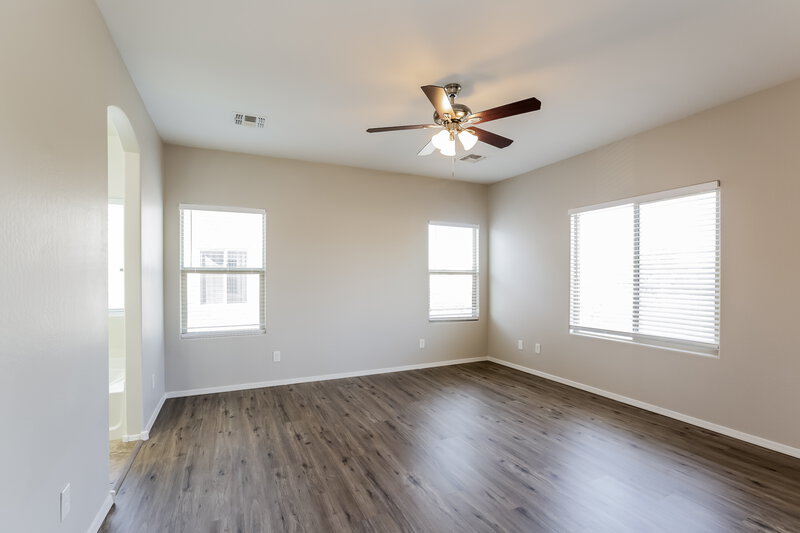 2,695/Mo, 3338 W Chambers St Phoenix, AZ 85041 Main Bedroom View