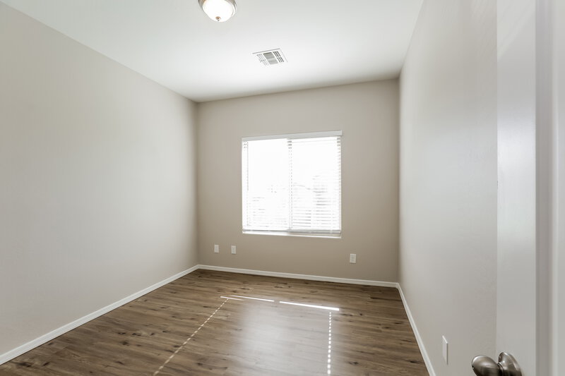 2,695/Mo, 3338 W Chambers St Phoenix, AZ 85041 Bedroom View 2