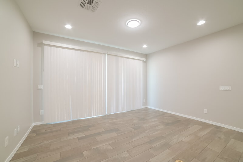 0/Mo, 3728 E Valencia Dr Phoenix, AZ 85042 Misc View 2