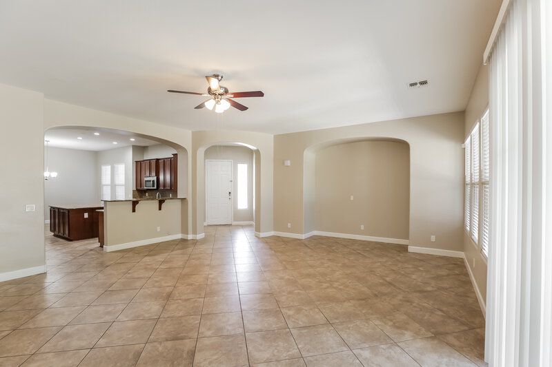 2,475/Mo, 17315 W Lincoln St Goodyear, AZ 85338 Living Room View 3