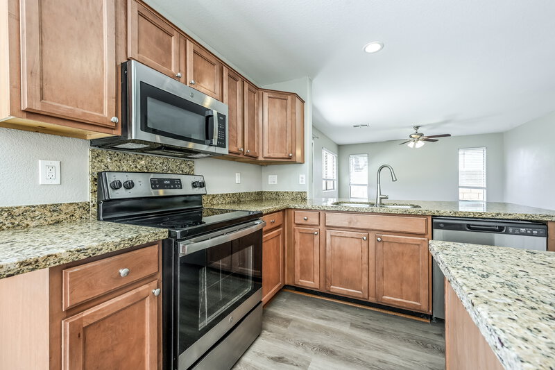 2,505/Mo, 2531 W White Feather Ln Phoenix, AZ 85085 Kitchen View