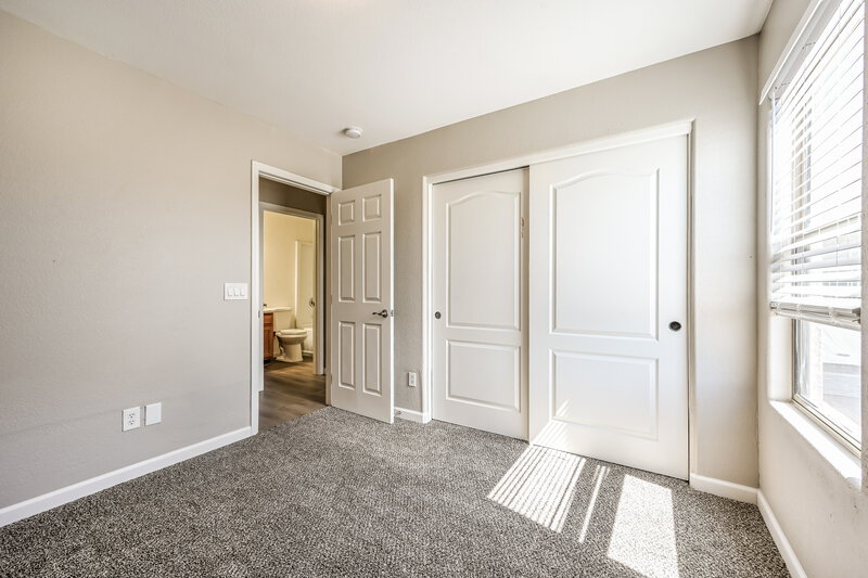 2,505/Mo, 2531 W White Feather Ln Phoenix, AZ 85085 Bedroom View