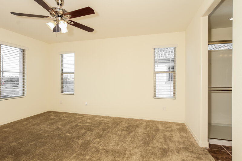 1,960/Mo, 3815 S 58th Ln Phoenix, AZ 85043 Misc View 8