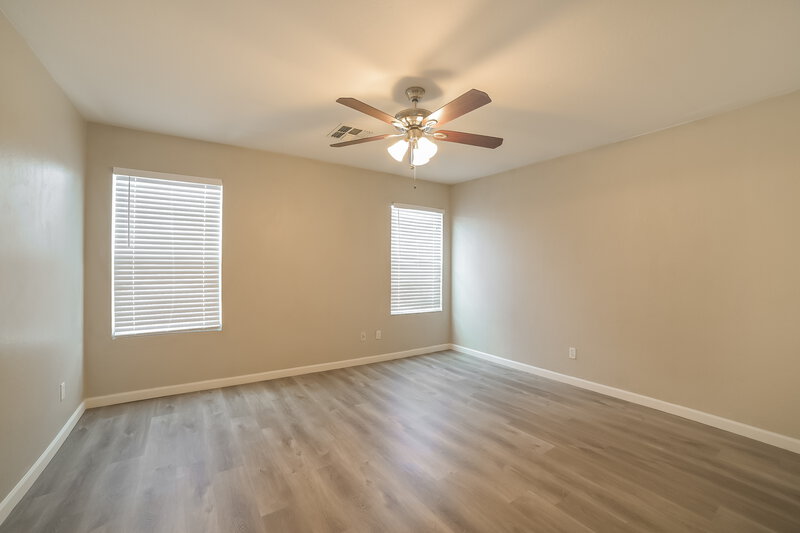 1,735/Mo, 3131 W Park St Phoenix, AZ 85041 Main Bedroom View