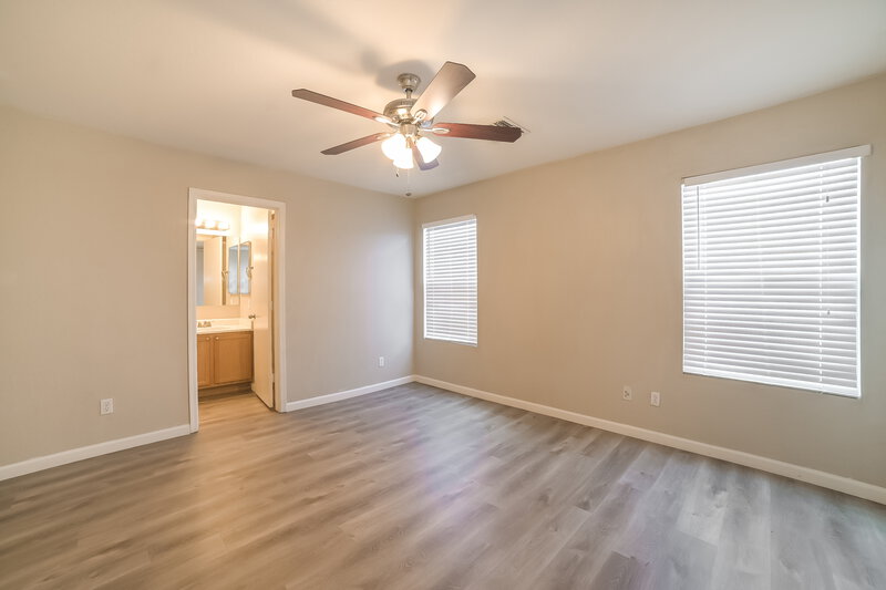 1,735/Mo, 3131 W Park St Phoenix, AZ 85041 Main Bedroom View 2