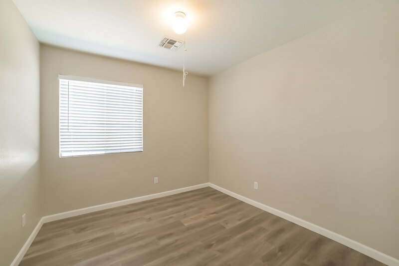1,735/Mo, 3131 W Park St Phoenix, AZ 85041 Bedroom View