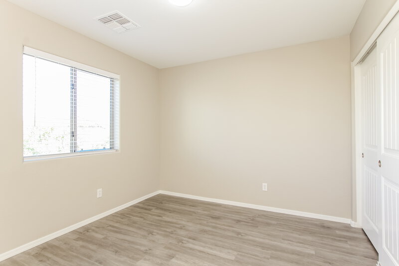 2,240/Mo, 10225 W Camelback Rd 49 Phoenix, AZ 85037 Misc View 13