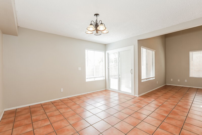 2,235/Mo, 3440 E Southern Ave Unit 1014 Mesa, AZ 85204 Dining Room View