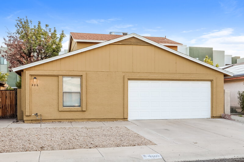 1,930/Mo, 406 E Marco Polo Rd Phoenix, AZ 85024 External View