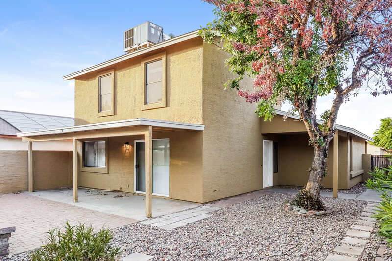 1,930/Mo, 406 E Marco Polo Rd Phoenix, AZ 85024 Rear View