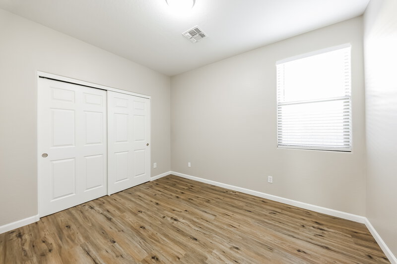 2,220/Mo, 9048 W Bluefield Ave Peoria, AZ 85382 Bedroom View 2