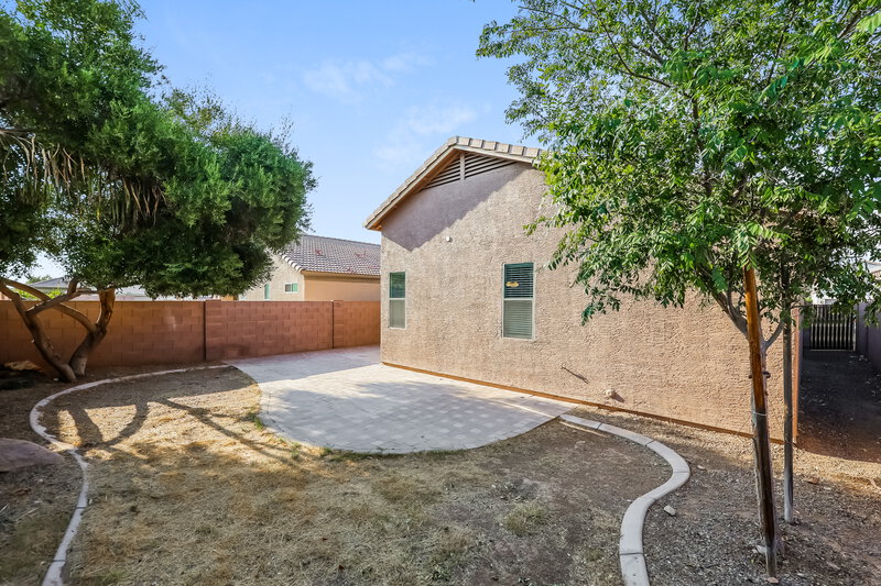 2,220/Mo, 9048 W Bluefield Ave Peoria, AZ 85382 Rear View