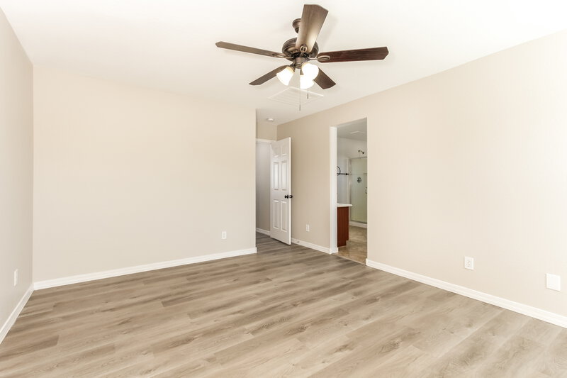 2,135/Mo, 5109 S Simon Mesa, AZ 85212 Main Bedroom View 2