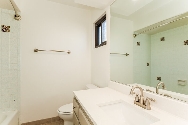3,425/Mo, 17403 E San Marcus Dr Fountain Hills, AZ 85268 Main Bathroom View