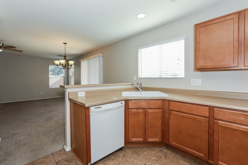 1,710/Mo, 1519 E Stirrup Ln San Tan Valley, AZ 85143 Kitchen View 3