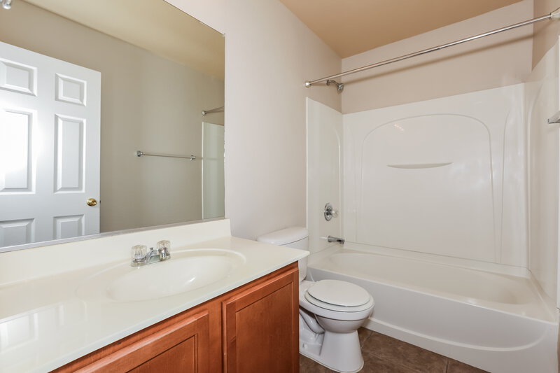 1,710/Mo, 1519 E Stirrup Ln San Tan Valley, AZ 85143 Bathroom View