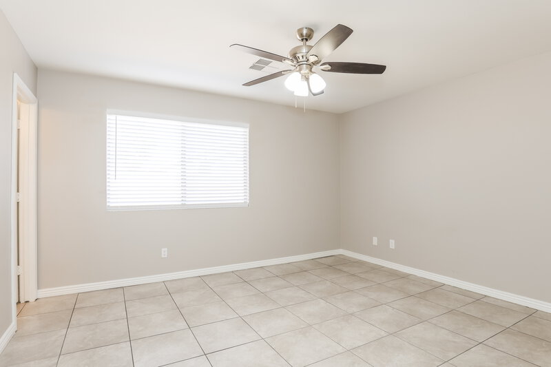 1,835/Mo, 15948 W Lundberg St Surprise, AZ 85374 Main Bedroom View