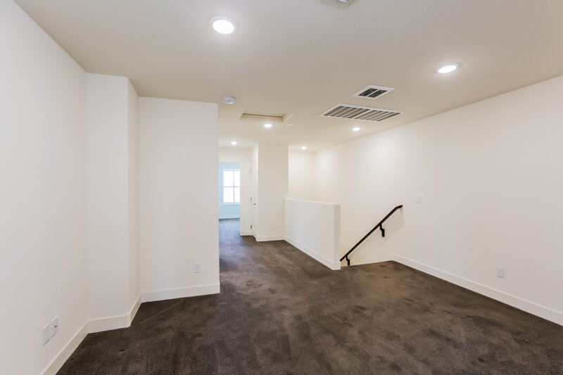 2,695/Mo, 4833 S Turbine Mesa, AZ 85212 Loft View