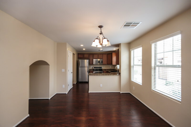 2,370/Mo, 3301 E Loma Vista St Gilbert, AZ 85295 Dining Room View