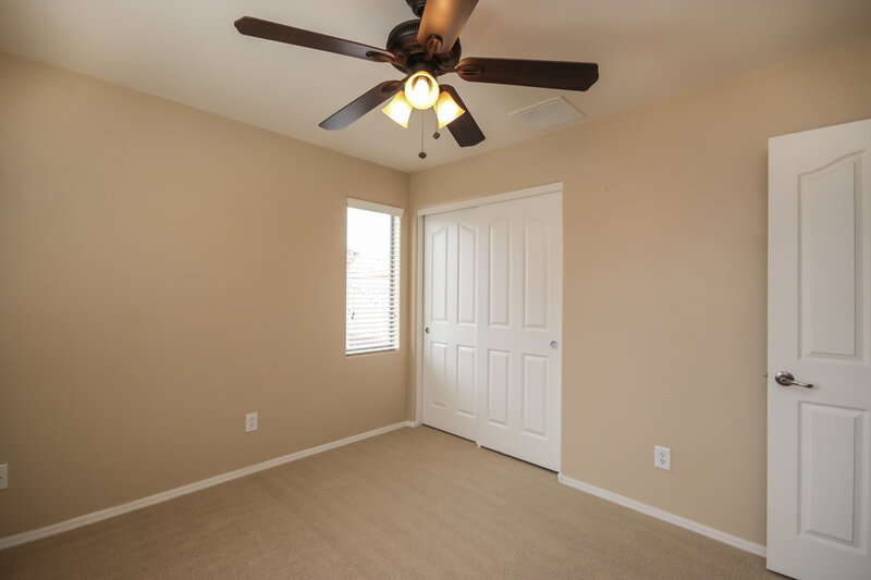 2,370/Mo, 3301 E Loma Vista St Gilbert, AZ 85295 Master Bedroom View