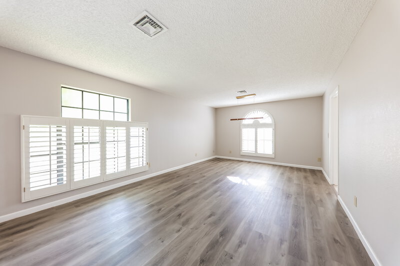 2,460/Mo, 7127 W Morrow Dr Glendale, AZ 85308 Living Room View