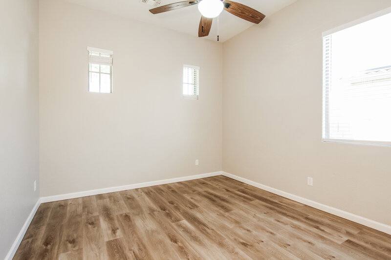 2,735/Mo, 5113 N 194th Dr Litchfield Park, AZ 85340 Main Bedroom View 2