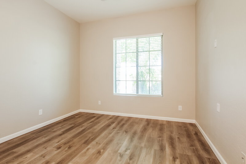 2,735/Mo, 5113 N 194th Dr Litchfield Park, AZ 85340 Bedroom View 2