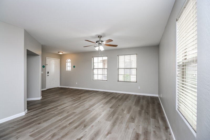 2,690/Mo, 2707 E Bart St Gilbert, AZ 85295 Dining Room View