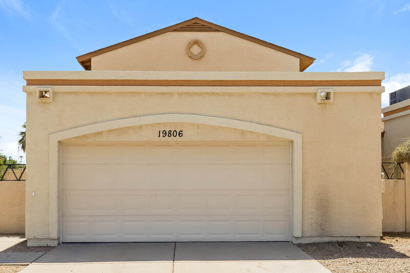 2,030/Mo, 19806 N 48th Dr Glendale, AZ 85308 External View