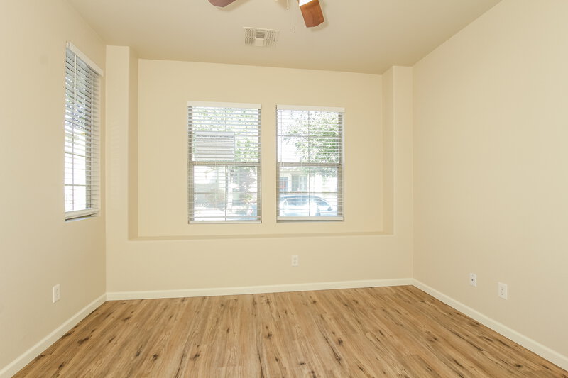 2,435/Mo, 4361 E Selena Drive Phoenix, AZ 85050 Main Bedroom View