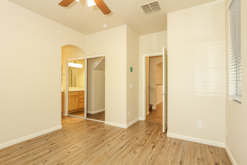 2,435/Mo, 4361 E Selena Drive Phoenix, AZ 85050 Main Bedroom View 2