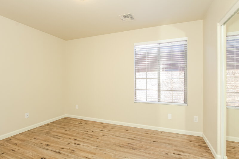 2,435/Mo, 4361 E Selena Drive Phoenix, AZ 85050 Bedroom View 3