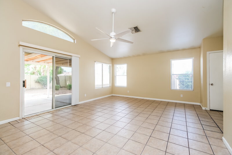 2,170/Mo, 375 W Bruce Ave Gilbert, AZ 85233 Living Room View